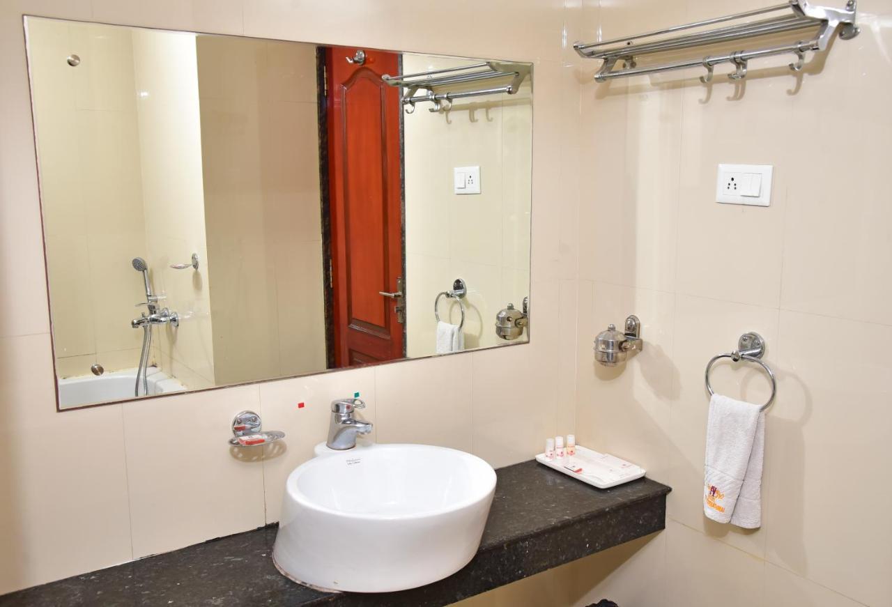 Hotel Amit International Bhilai Exterior photo